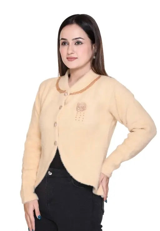 FASHION LOOK Womens full sleeve winter wear self design woollen sweater cardigan