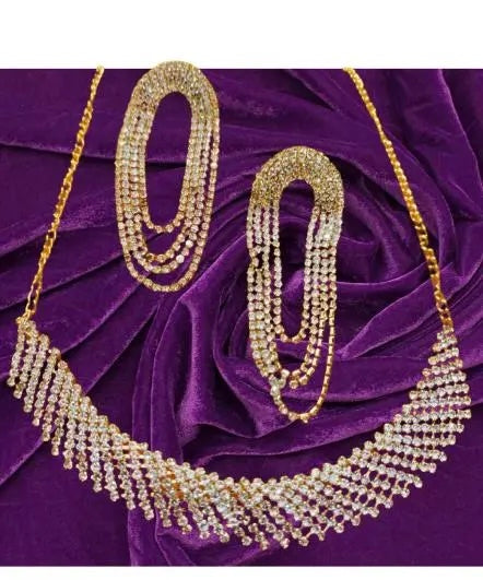 Beautiful golden jewellery set for women and girls