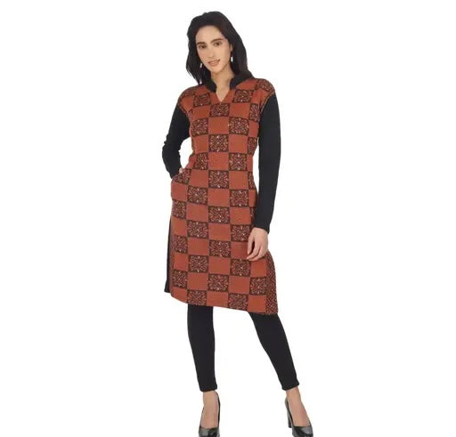 TRENDY WOMENS WOOLEN KURTA